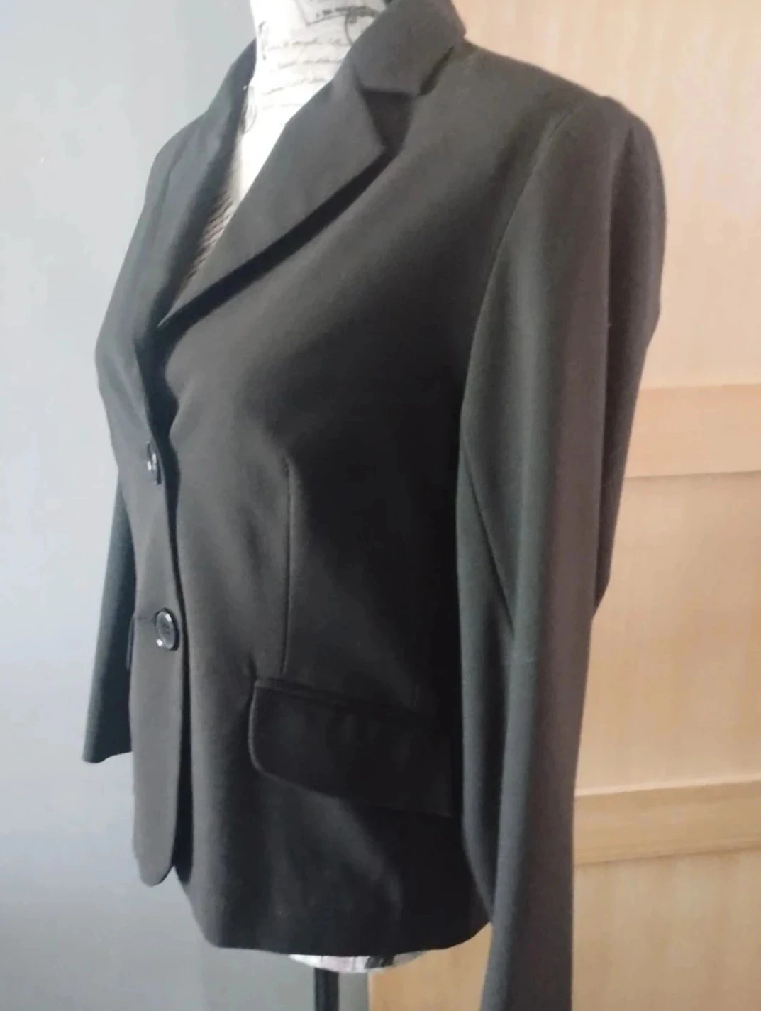 Zwarte blazer, Top 3 Suisses T40 – photo 6